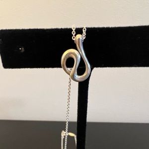 Tiffany & Co Peretti Open Wave Pendant & Necklace 925